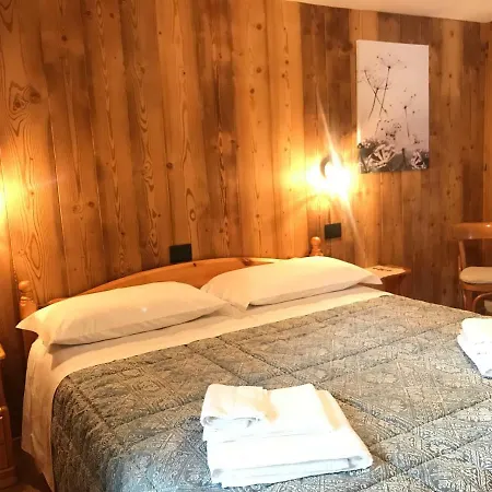 Casa Villair - Vieille Maison Apartment *