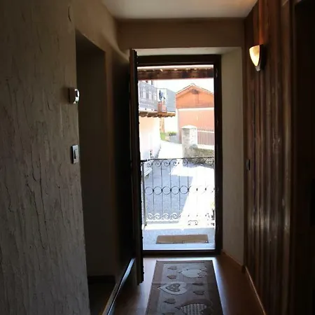 Casa Villair - Vieille Maison Apartment *