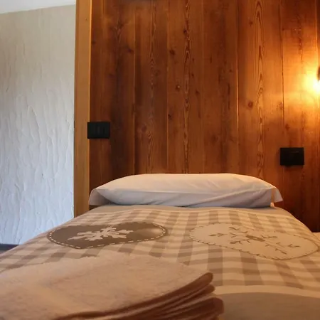 Casa Villair - Vieille Maison Apartment *